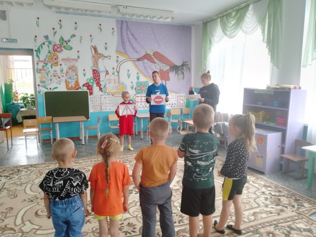 ДЕНЬ ПЯТНАДЦАТЫЙ.