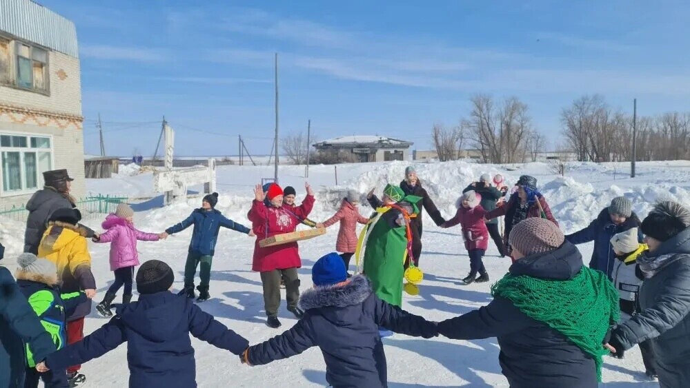 Театрализованная игровая программа &amp;quot;Весело играем-дружно зиму провожаем&amp;quot;.