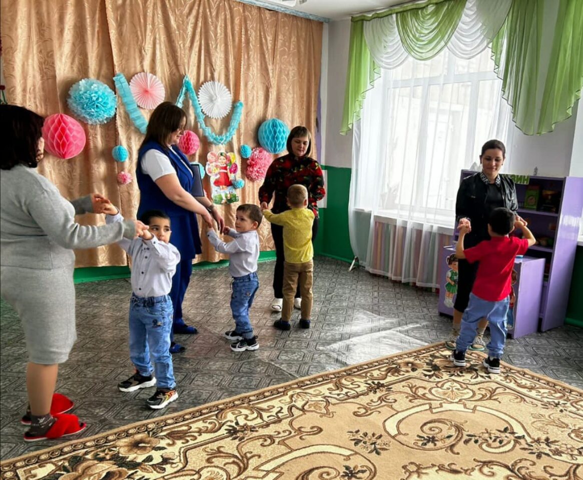 Праздник &amp;quot;Поздравляю маму&amp;quot;.